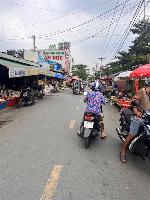 NHÀ NÀY DIỆN TÍCH - GIÁ - VỊ TRÍ QUÁ OK SO CÙNG PHÂN KHÚC. KHÔNG LỖI PHONG THUỶ LUÔN☺️